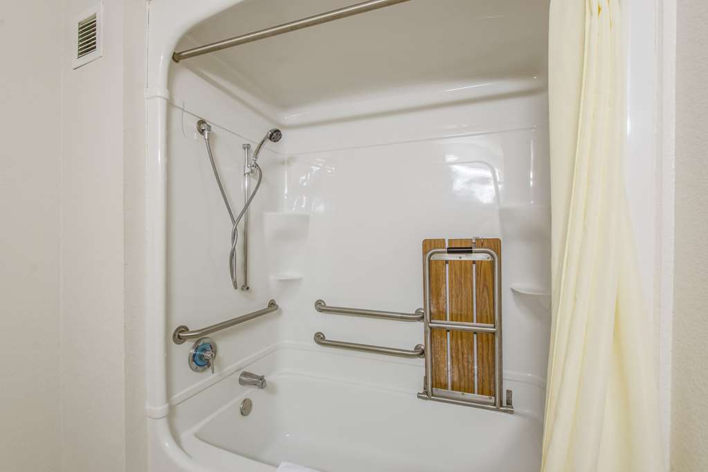 Americas Best Value Inn Knoxville East - photo 15