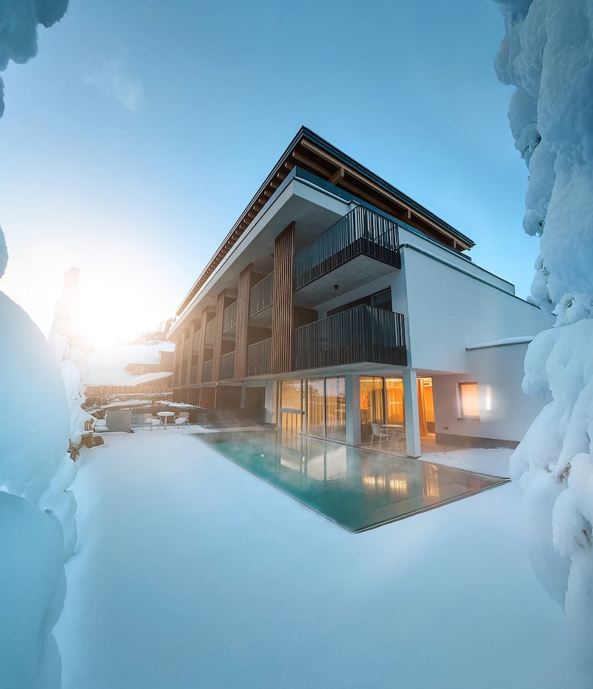 LH Suites Aparthotel NEW since 2025 in Saalbach, Austria