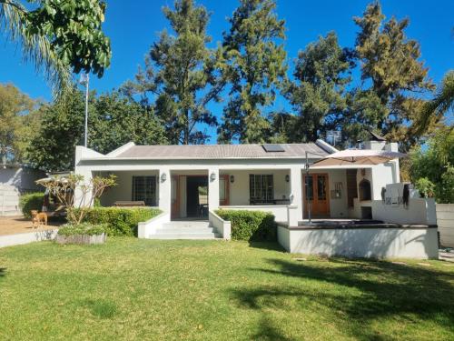 Alimandi Nursery Cottage — 4-Star Luxury Hotel in Cape Town, South Africa