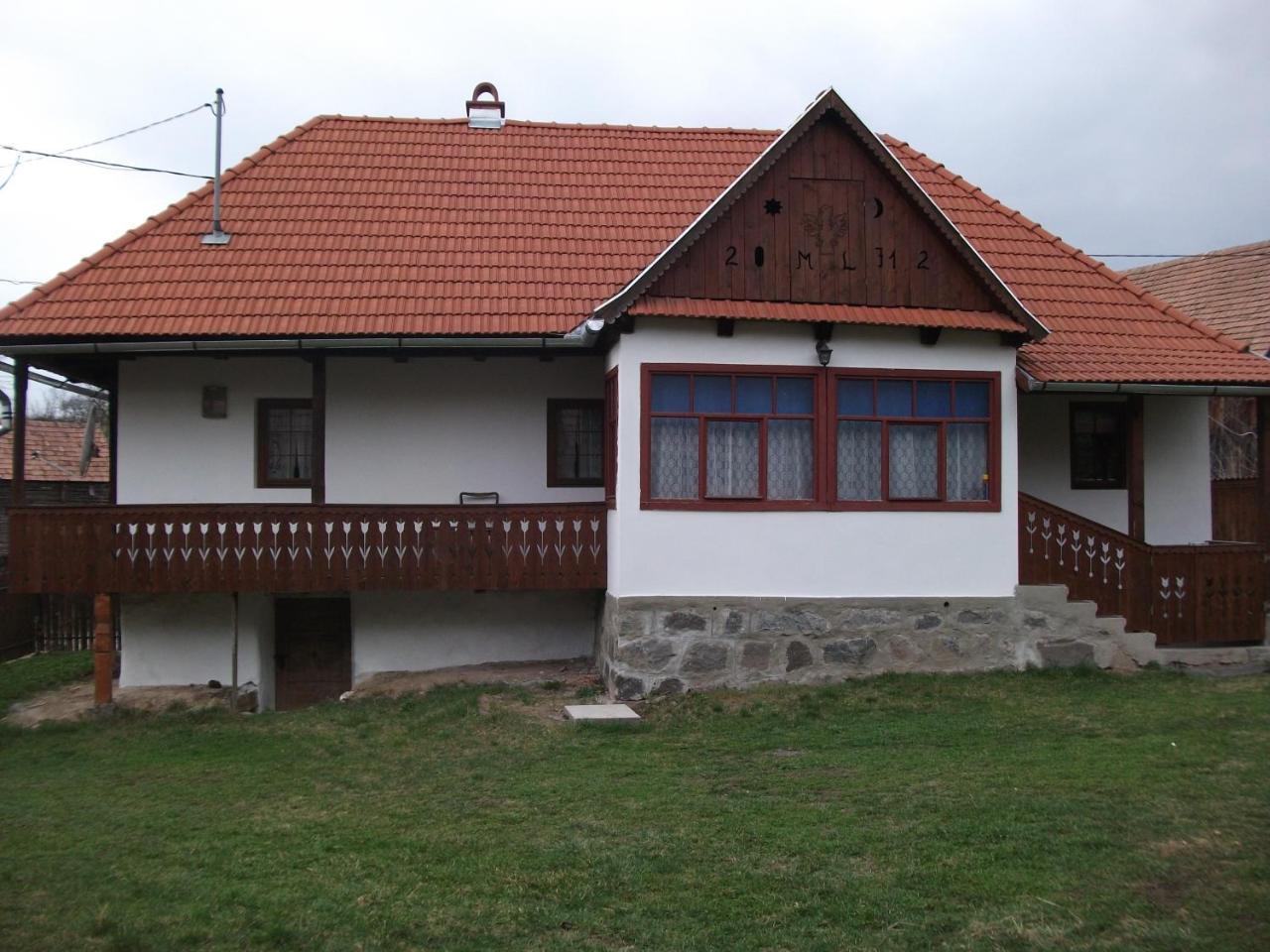 Maksai Lak 14984090 — Ocna De Sus