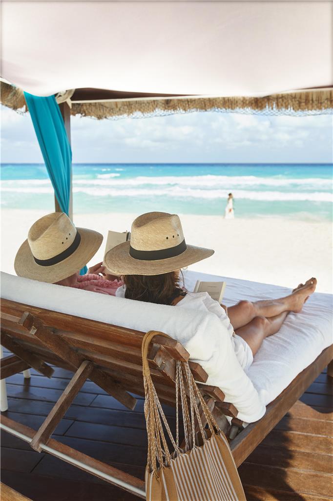 KICUN1_Beach_Villa_Experience.jpg