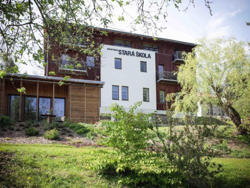 Apartmán Stará škola — 4-Star Luxury Hotel in Vysoke Nad Jizerou, Czech Republic