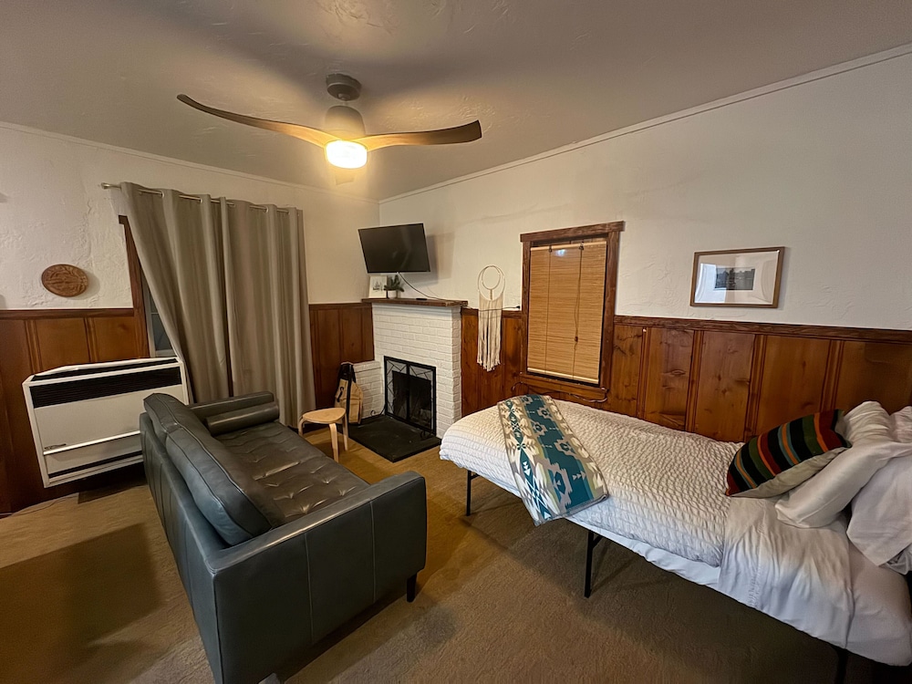 Three Pines Cabins Lodge - photo 55