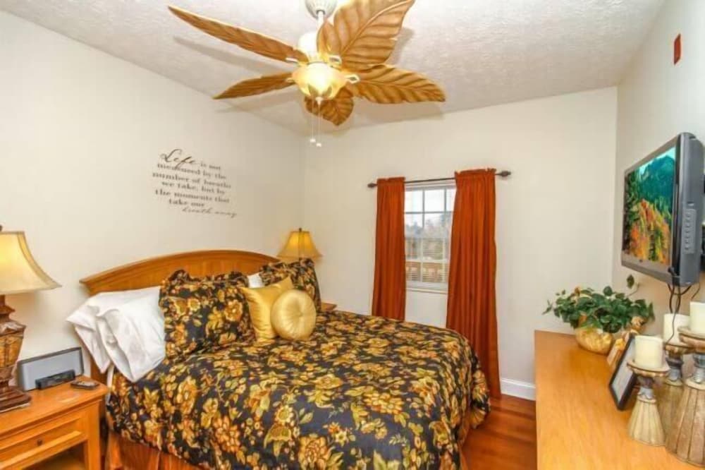 1501 Golf View Towers Southern Comfort - photo 6