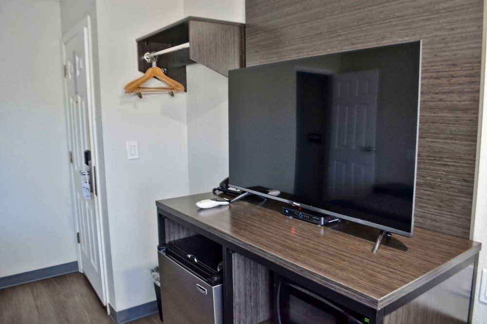 The Maverick Motel Main Street USA Collection by PNW Hospitality - photo 32