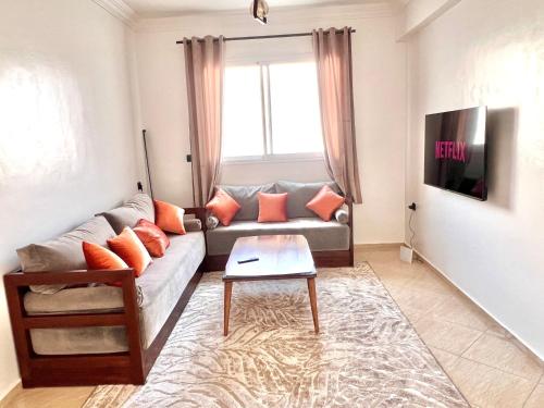 Sunny Equipped 10min Beach Wifi Netflix Parking balcony — 4-Star Luxury Hotel in Agadir, Morocco