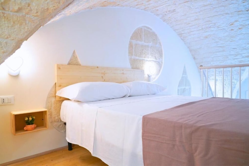 Il Nido In Pietra Arcueve — Ostuni