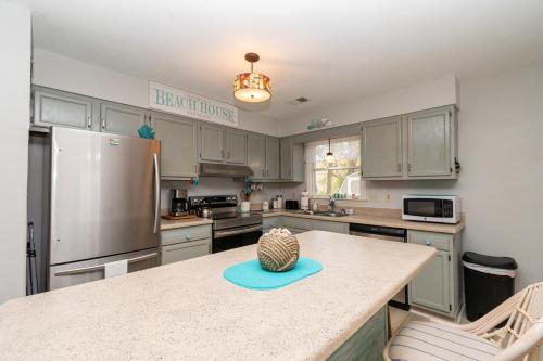 Blu By U by Oak Island Accommodations - photo 22