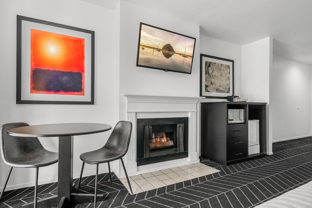 Masterpiece Hotel - photo 40