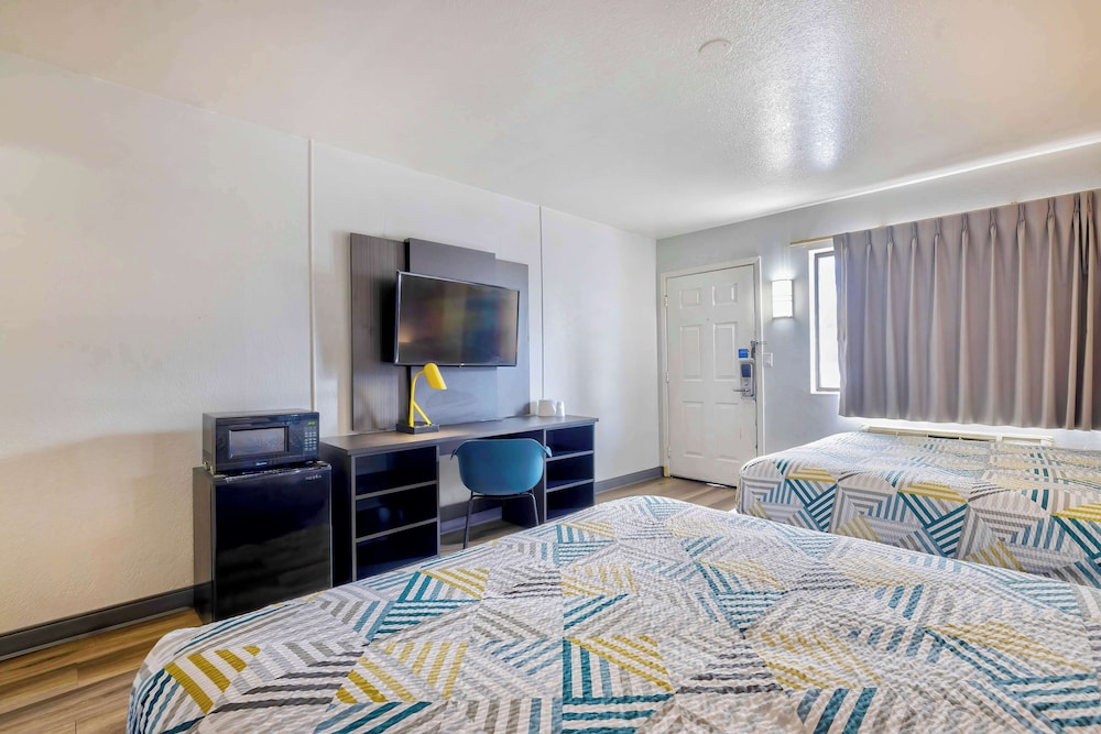 Motel 6 Villa Park IL Chicago West - photo 15