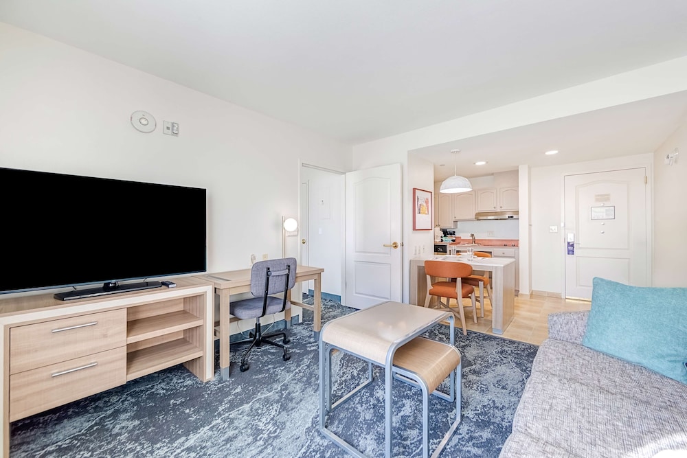 Homewood Suites by Hilton East Rutherford Meadowlands - photo 59
