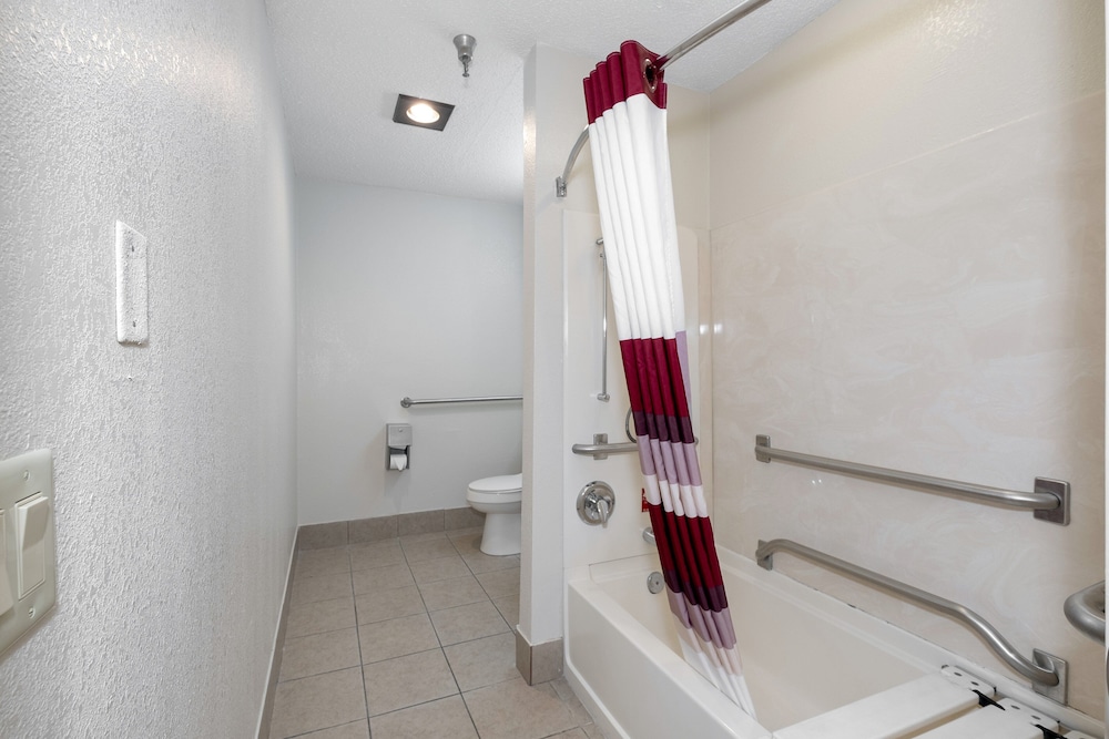 Red Roof Inn Springfield MO - photo 22