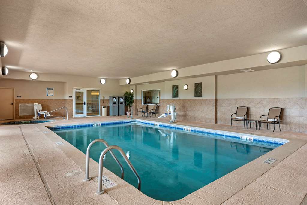 Best Western Plus Capital Inn - photo 6