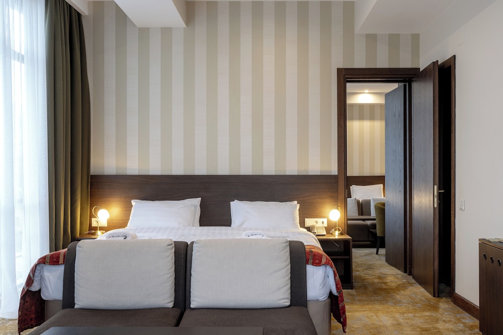 Citrus Hotel