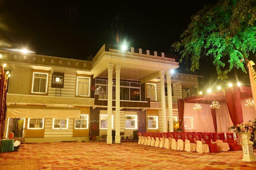 Hotel Jeevan Sathi By GRB in Fyzabad, India