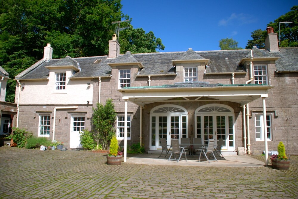Centre Stables Luxury Self Catering Loch Lomond