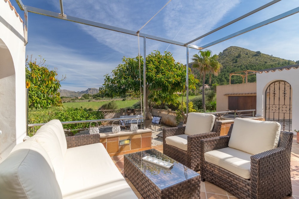 Del mar 37 — 4-Star Luxury Hotel in Arta, Spain