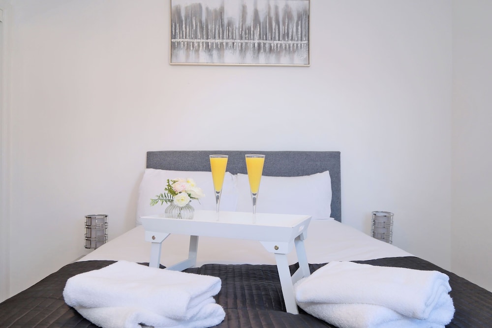 Orange Apartments Belgrave Mansions — 4-Star Luxury Hotel in Aberdeen, United Kingdom