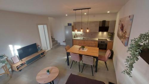 Holiday house BEDEM — 4-Star Luxury Hotel in Marina, Croatia