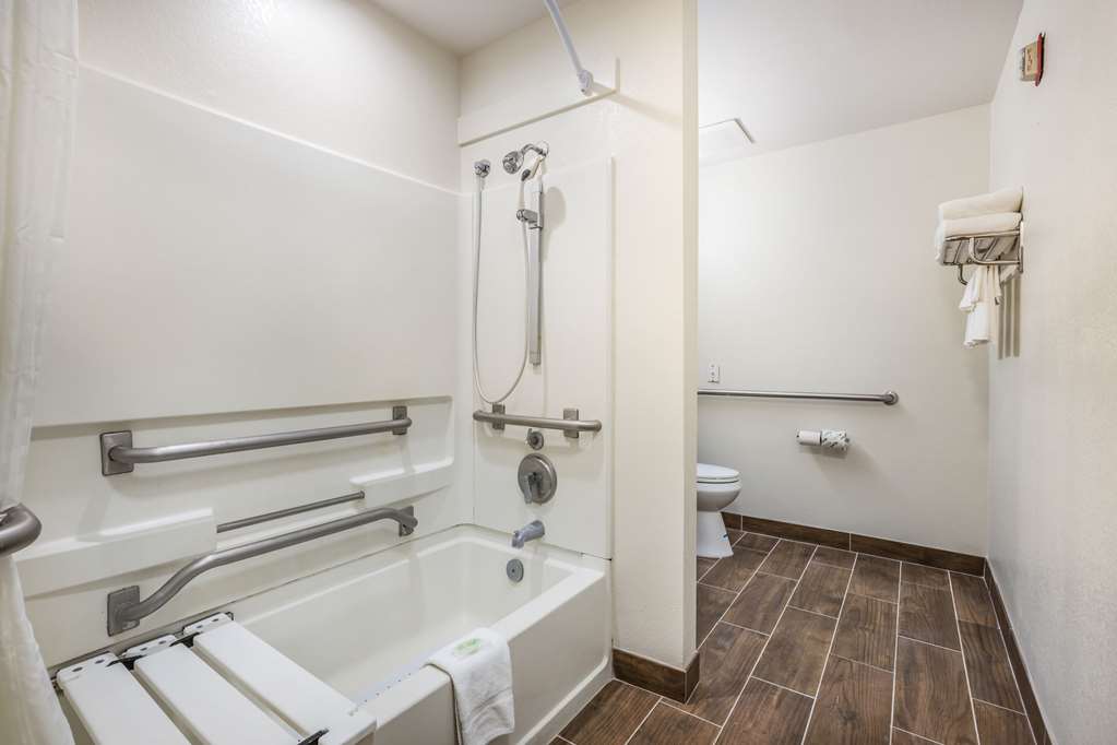 Sleep Inn & Suites Tallahassee Capitol - photo 33