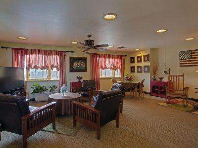 IHG Army Hotels in Swan Creek Inn . - photo 5