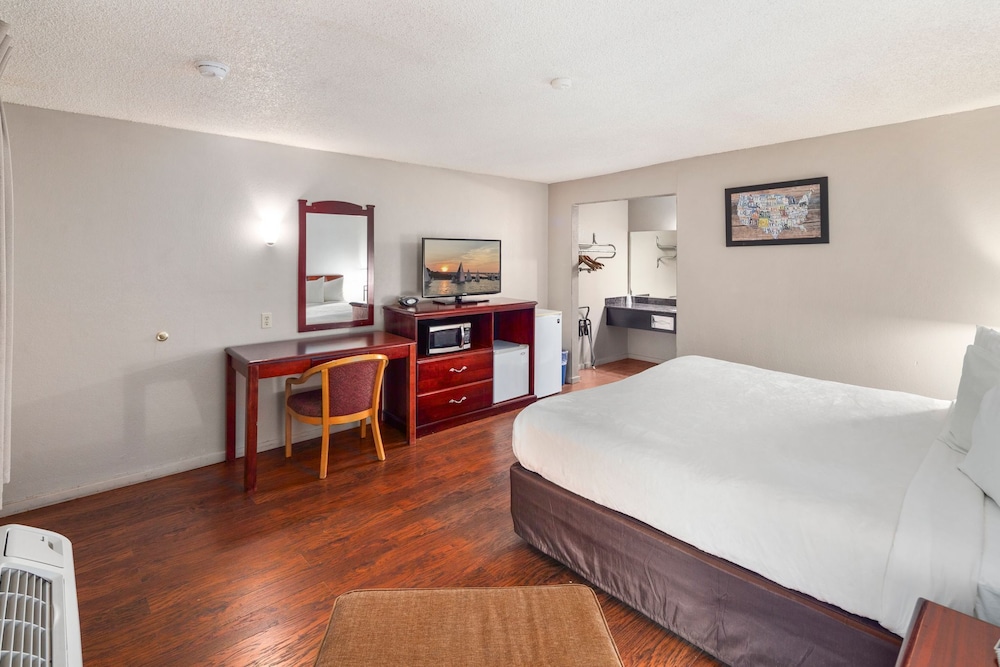 Inn at Lake Washington By OYO I 405 - photo 17