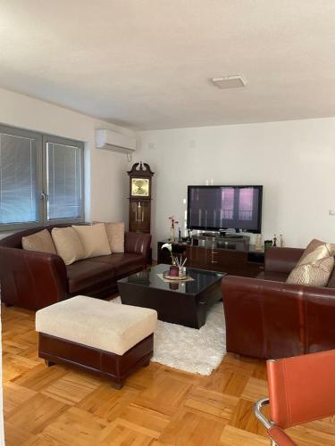 Luxury apartment — 4-Star Luxury Hotel in Bitola, Republic of Macedonia