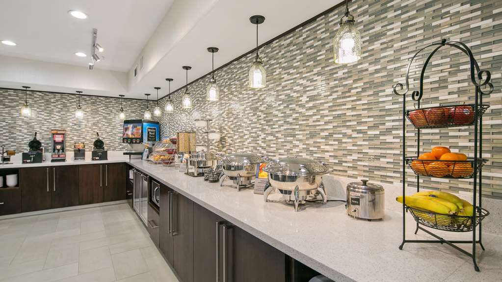 Best Western Plus Houston Atascocita Inn & Suites - photo 7