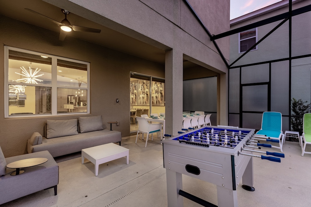 Solterra Resort Luxury 10 Bedroom Homes - photo 25