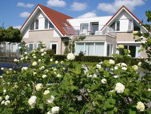 Villa Envie — 4-Star Luxury Hotel in Heerenveen, Netherlands