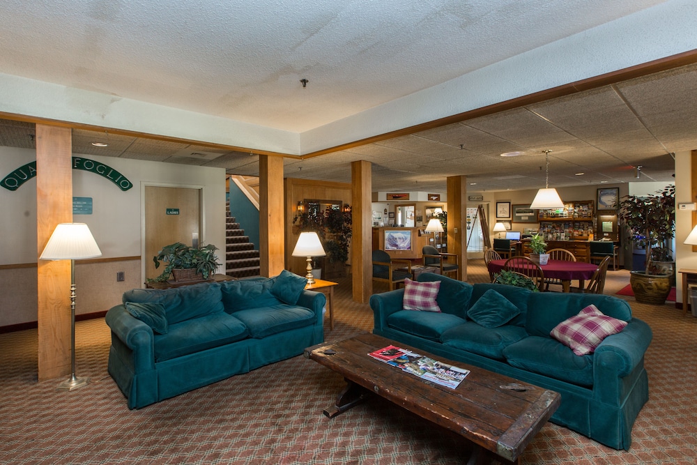 Commodores Inn - photo 6