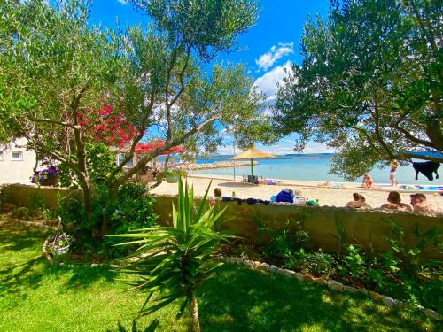 Apartman Ana — 4-Star Luxury Hotel in None, Croatia