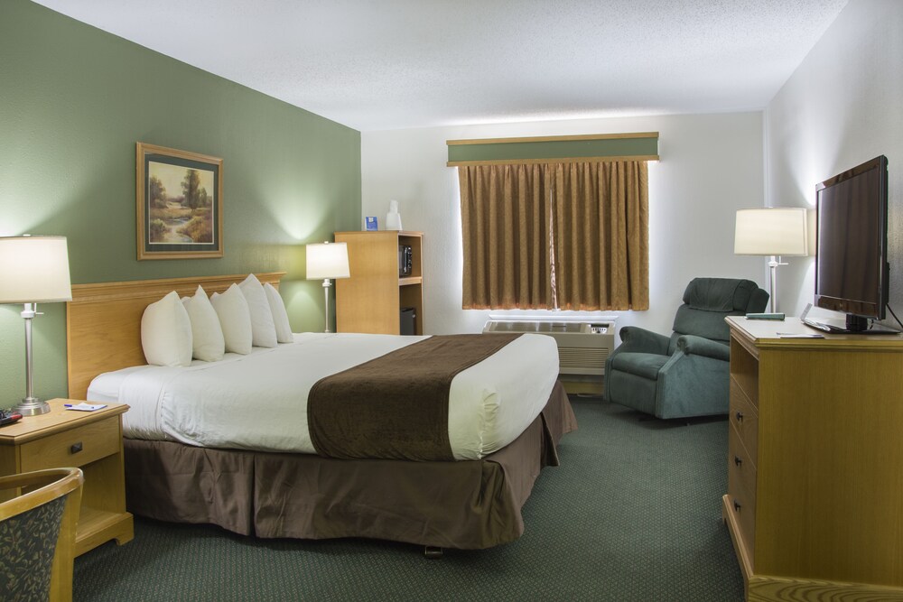 Baymont by Wyndham Robinson - photo 9