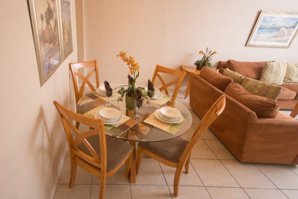Maria's Regal Palms Resort Townhouse - photo 16