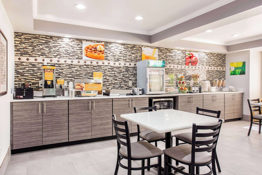 Quality Inn & Suites Myrtle Beach near Outlets - photo 28