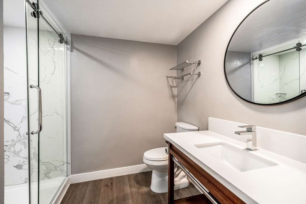 MainStay Suites Moreno Valley Near March Air Reserve Base - photo 6