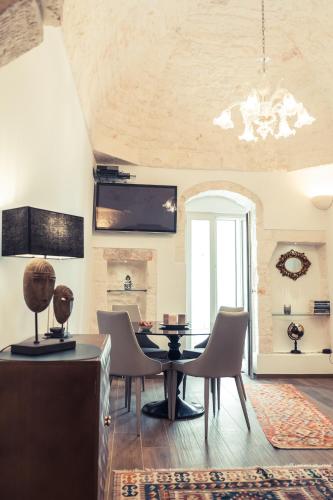 800s Home Luxury Rooms — 4-Star Luxury Hotel in Ostuni, Italy