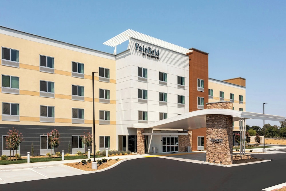 Fairfield by Marriott Inn & Suites Hanford — hotel in Hanford