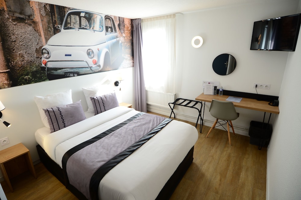 Logis Cris Hôtel et Restaurant Lyon Sud Est pet-friendly hotel Corbas