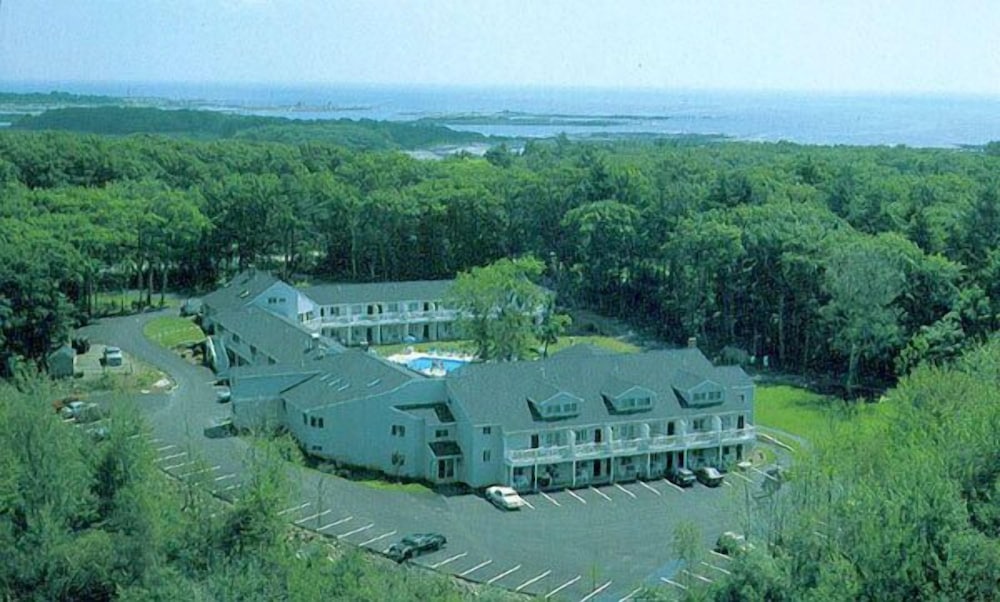 Rhumb Line Resort - photo 51