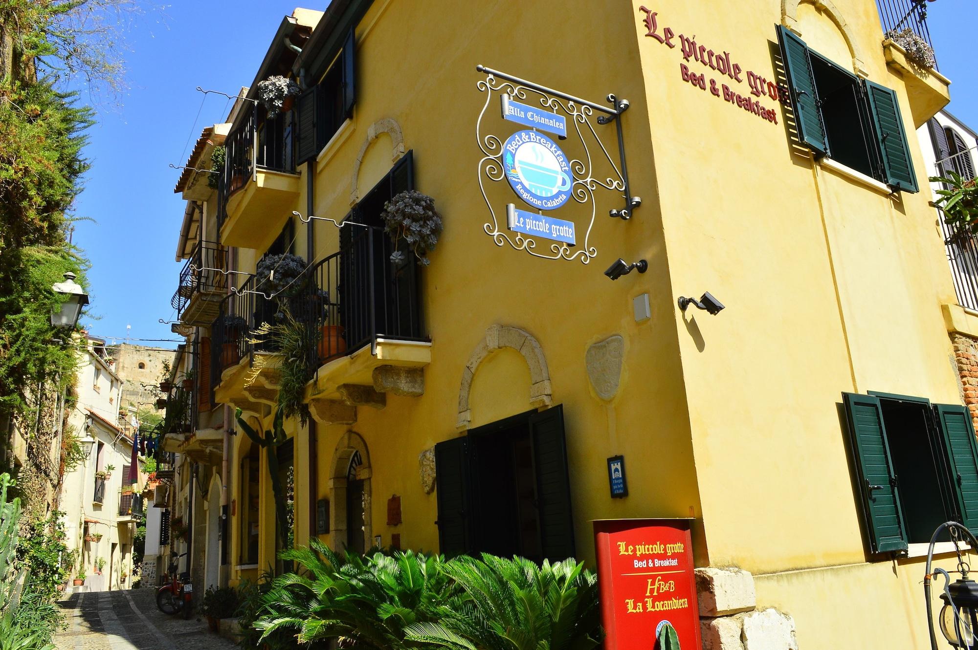 Le Piccole Grotte in Scilla, Italy