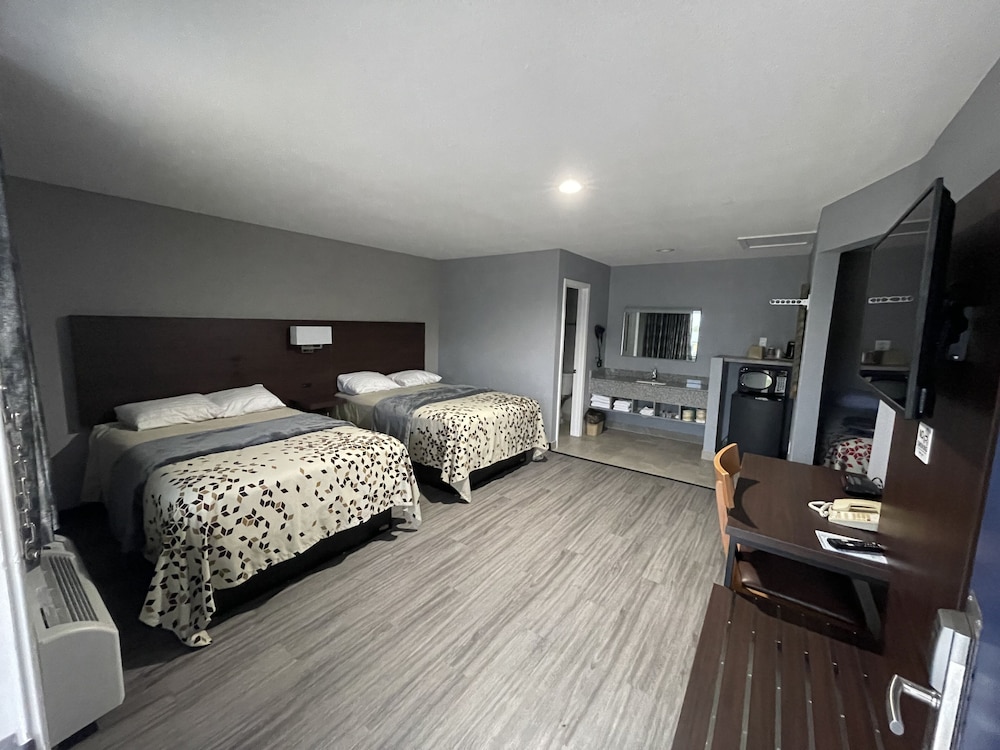 Ridge Motel - photo 32