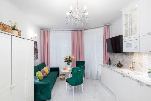 1 bedroom Apartment Plac na Groblach 19 — 4-Star Luxury Hotel in Krakow, Poland