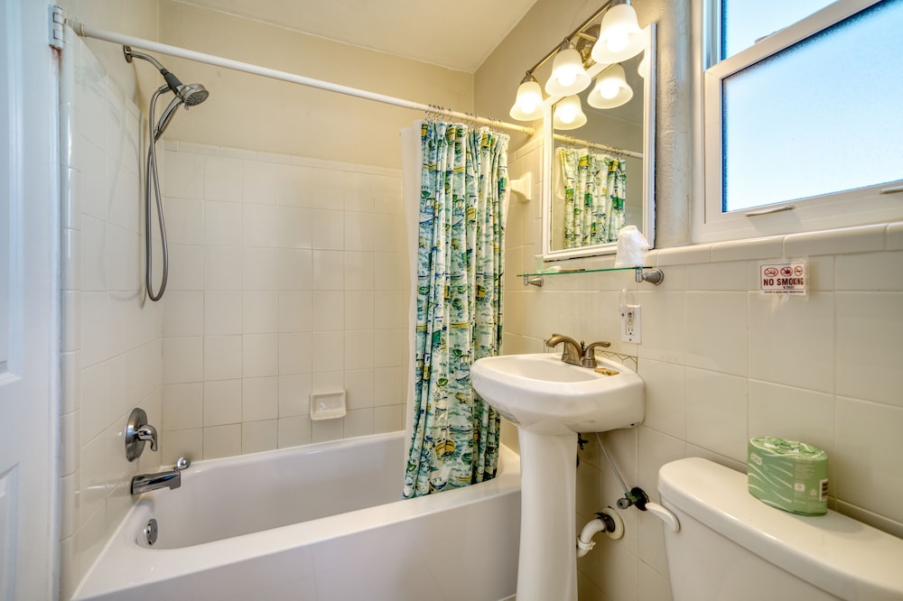 Camelot Beach Suites - photo 18