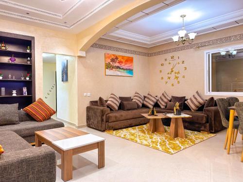 Luxury LovelyStay View & proximity to TGV and Corniche — 4-Star Luxury Hotel in Tangier, Morocco