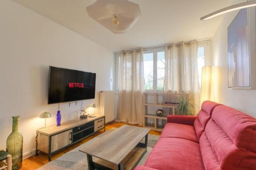Elegant Et Spacieux Ideal Deplacement Pro — Sainte Foy Les Lyon