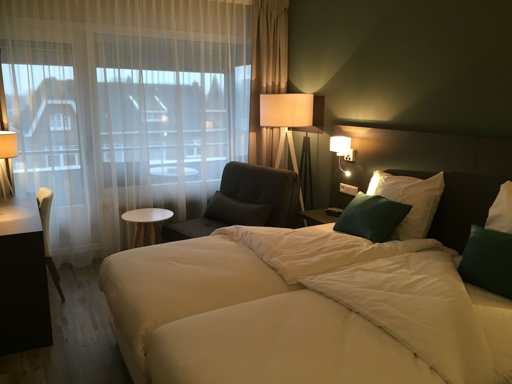 Logis Hotel Het Wapen Van Elst — Elst — photo 3