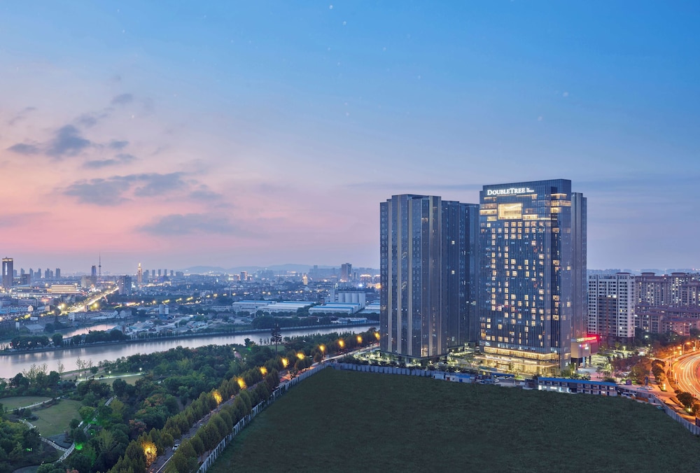DoubleTree by Hilton Suzhou Wujiang - carbon neutral hotel in Suzhou