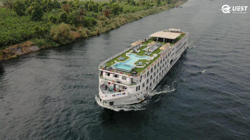 Alma Nile Cruise 4 or 7 Nights From Luxor each Saturday and 3 or 7 Nights From Aswan each Wednesday — 5-Star Luxury Hotel in Luxor, Egypt