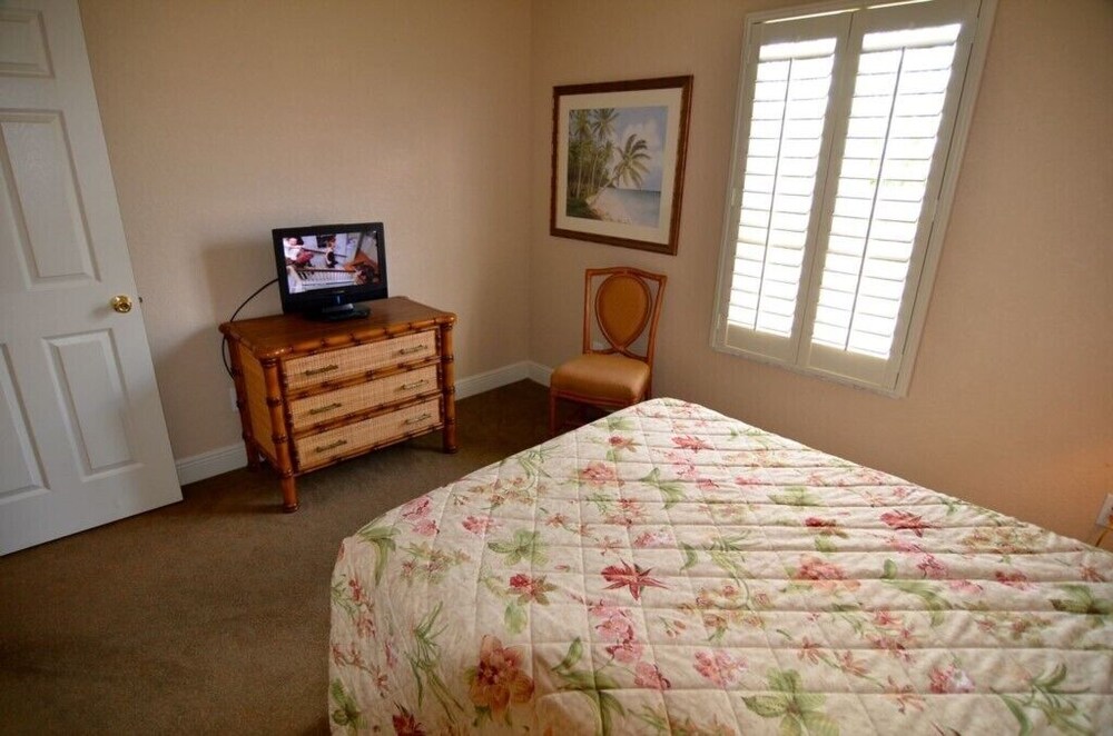 Cozy Cabana Haven - photo 7
